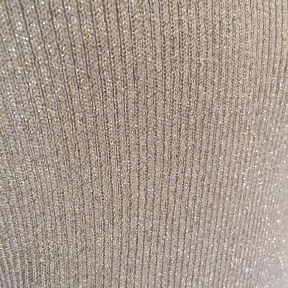 VINTAGE Y2K Gold Short Sleeve Mock Turtleneck with Retro Styling Size Large - Picture 3 of 8